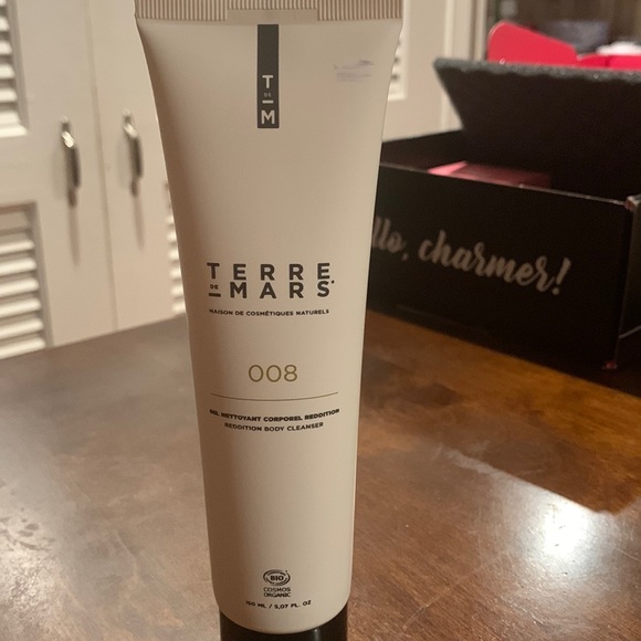 TERRE DE MARS REDDITION REVITALIZING SHAMPOO / 500 ML